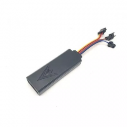 TK004 GPS Nyomkövető Tracker GPS/GSM/GPRS BEVEZETŐ áron 13.800 Ft + Online Szerver kapcsolat 1 évre vagy Élettartam időre!!!